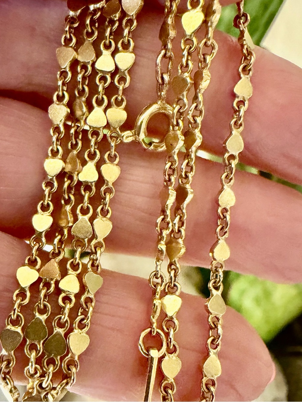 18 karat gold heart chain